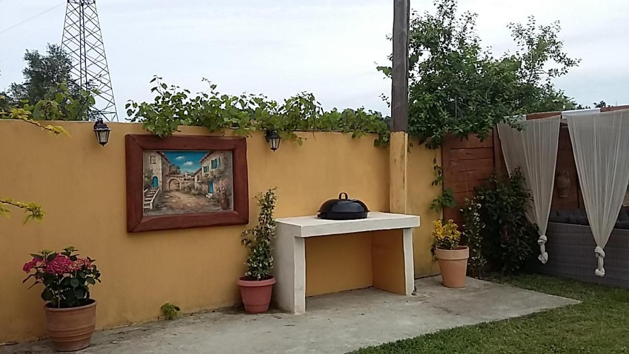 Eleas Gi Villa Vitaládes Buitenkant foto